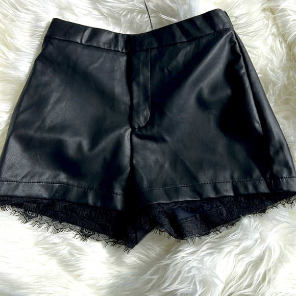 Small Superdown black hot shorts - Picture 1 of 4